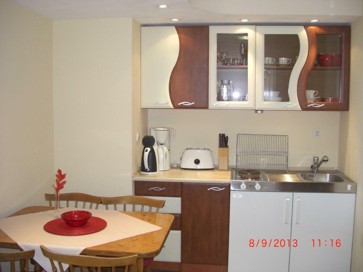 Cameo Apartment